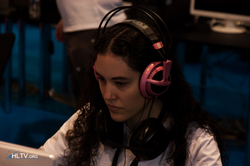 Sonia lors de l'ESWC 2012 Sonia lors de l'ESWC 2012