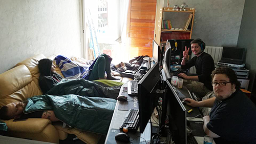 Après une semaine de préparation, le jour et la nuit peuvent se confondre…